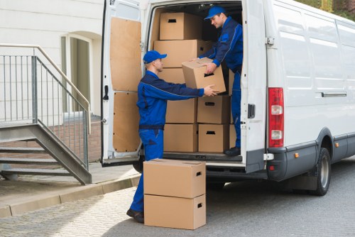 Storage options for homes and businesses in Kennington