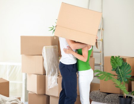 Furniture protection and transport during a Kennington relocation