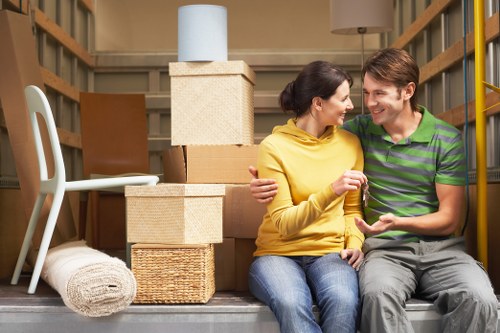 Kennington moving service helping with a final delivery